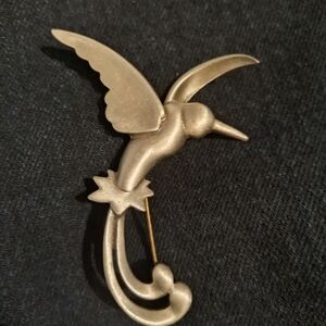 Chic Silver Bird Brooch
